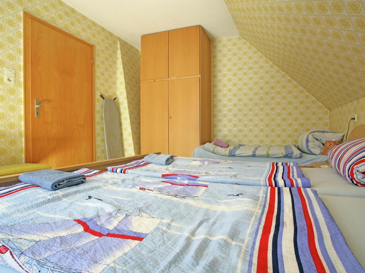 Secluded Apartment In Medebach With Terrace الغرفة الصورة